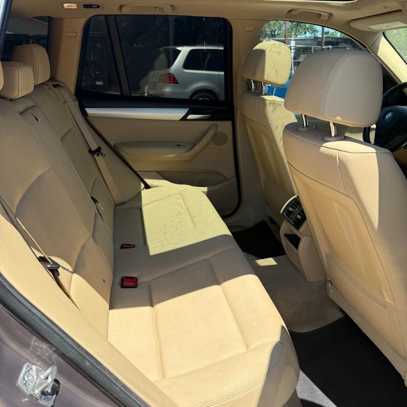 BMW X3 Vehicle Image 14