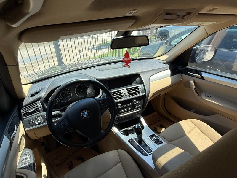 BMW X3 Vehicle Image 15