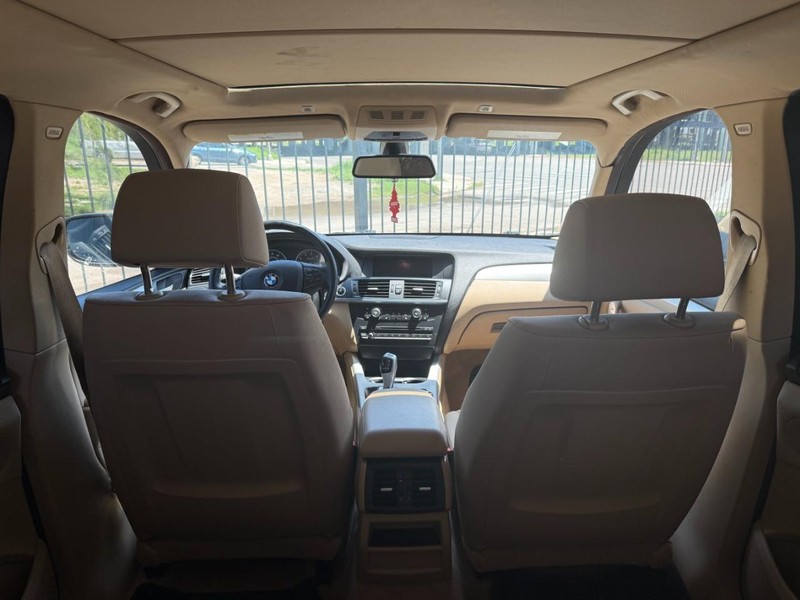 BMW X3 Vehicle Image 17