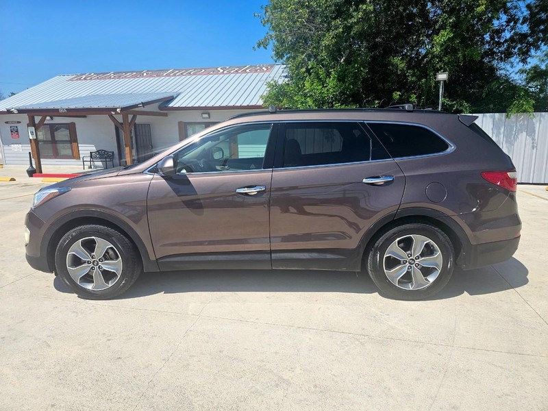 Hyundai Santa Fe Vehicle Image 02