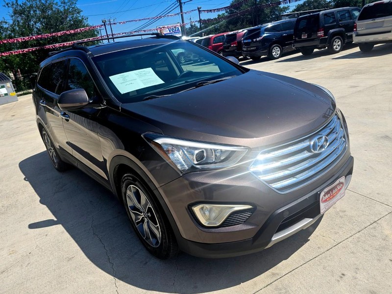 Hyundai Santa Fe Vehicle Image 08