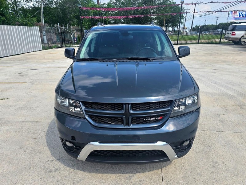 Dodge Journey Vehicle Full-screen Gallery Image 08