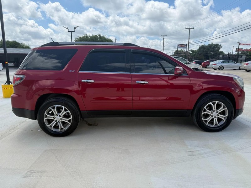 GMC Acadia Vehicle Image 06