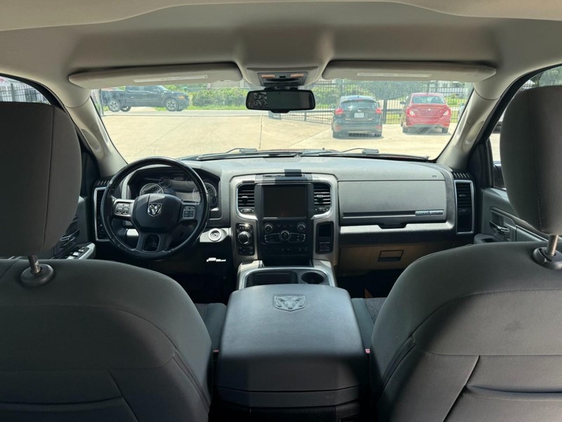 Ram 1500 Vehicle Image 17