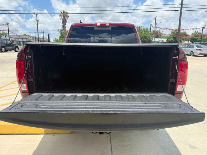 Ram 1500 Vehicle Image 18
