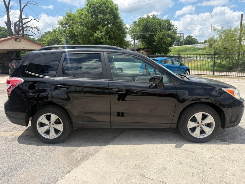 Subaru Forester Vehicle Image 06