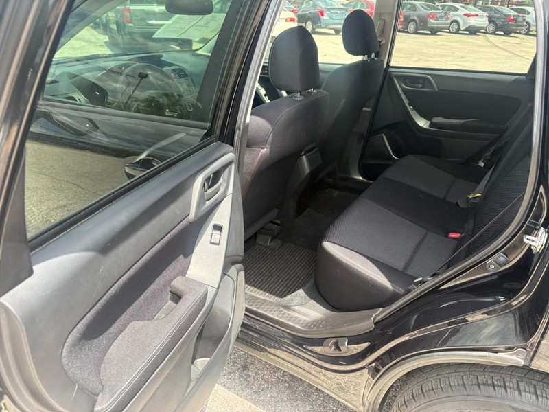 Subaru Forester Vehicle Image 11