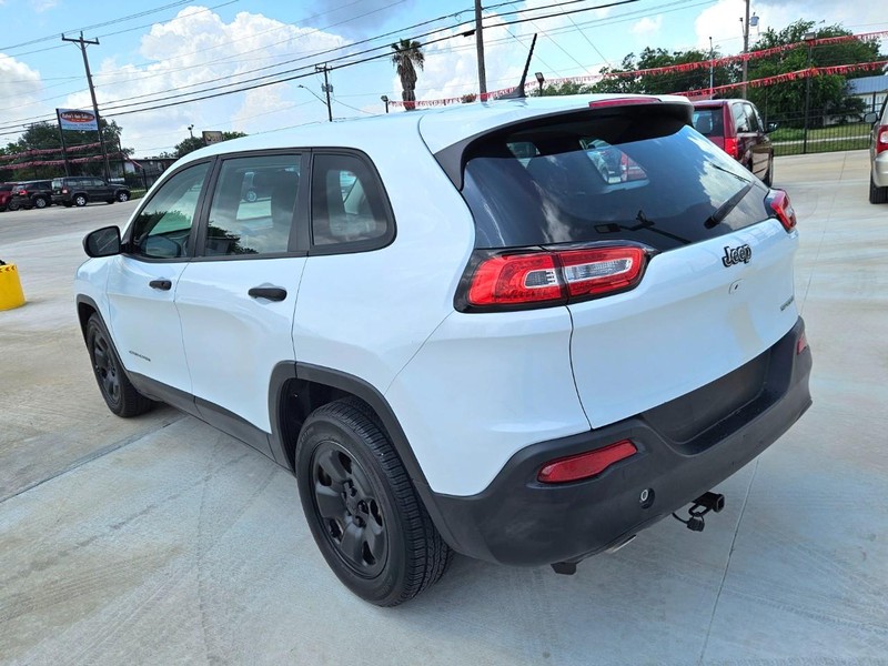 Jeep Cherokee Vehicle Image 03