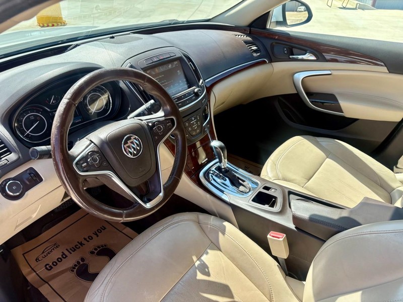 Buick Regal Vehicle Image 10
