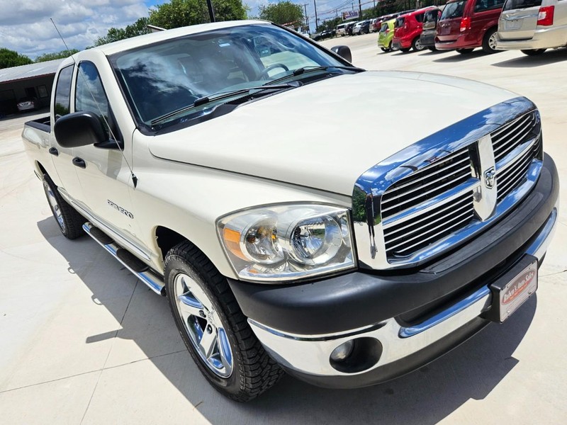 Dodge Ram 1500 Vehicle Image 08