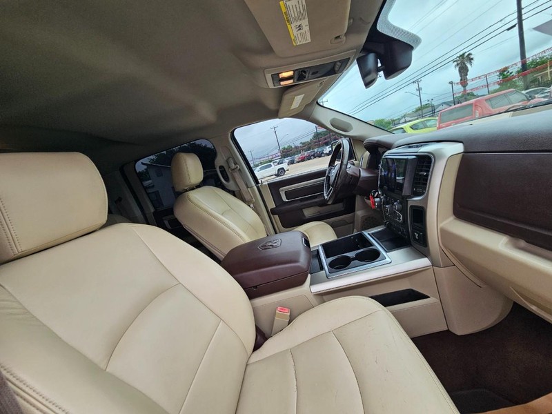 Ram 1500 Vehicle Image 18