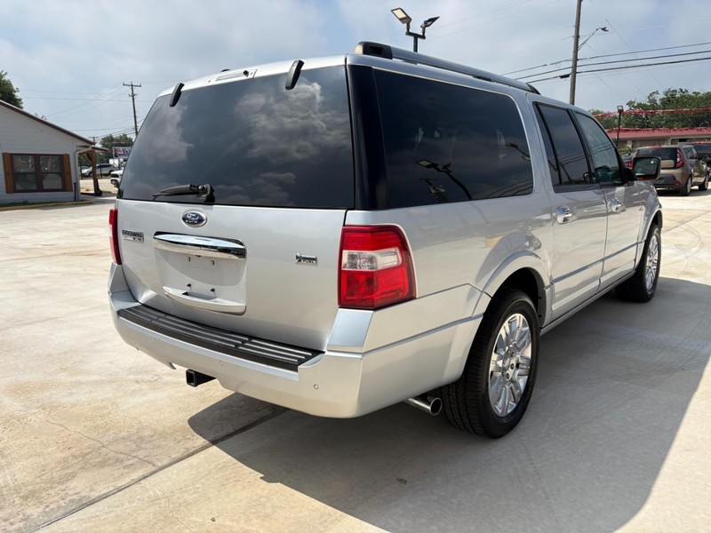 Ford Expedition EL Vehicle Image 05