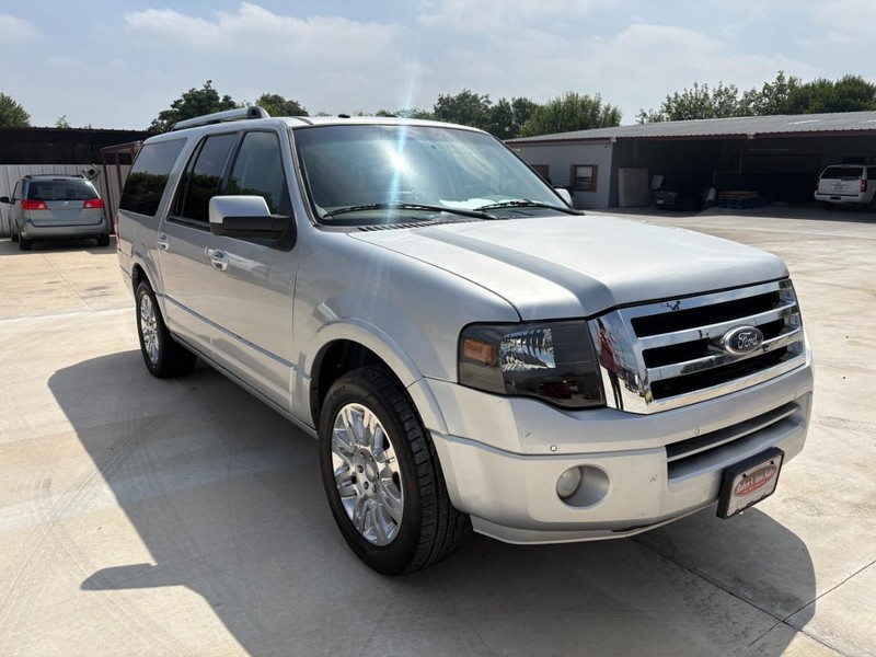 Ford Expedition EL Vehicle Image 07