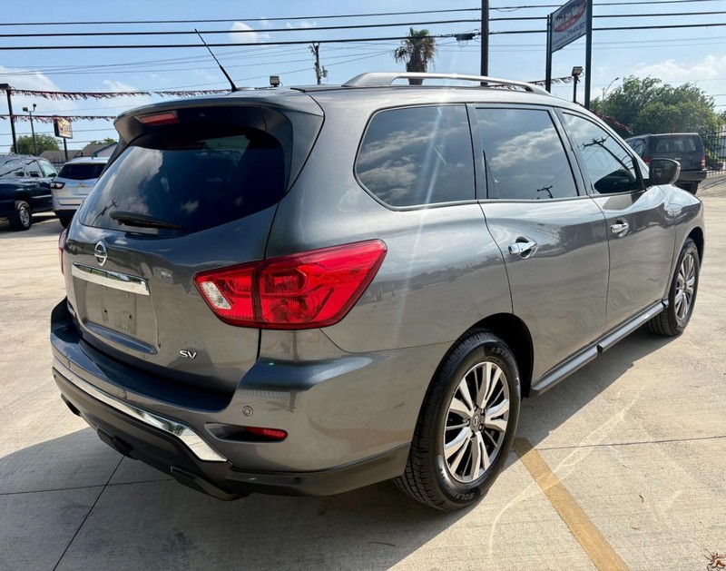 Nissan Pathfinder Vehicle Image 05