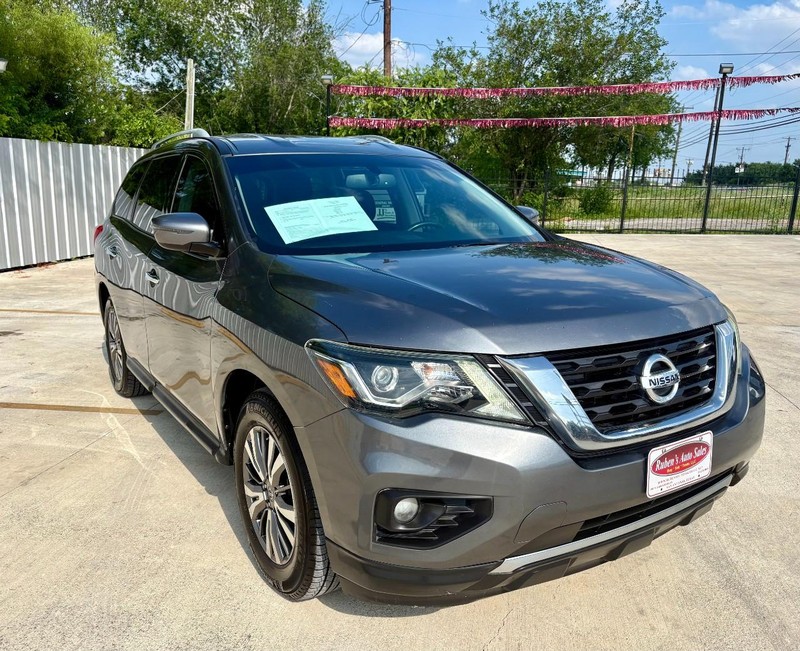 Nissan Pathfinder Vehicle Image 07