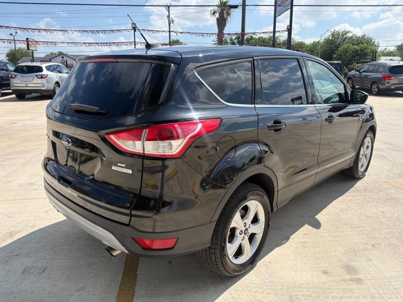 Ford Escape Vehicle Image 05
