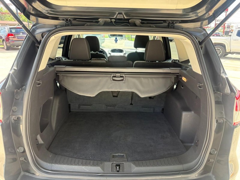 Ford Escape Vehicle Image 16
