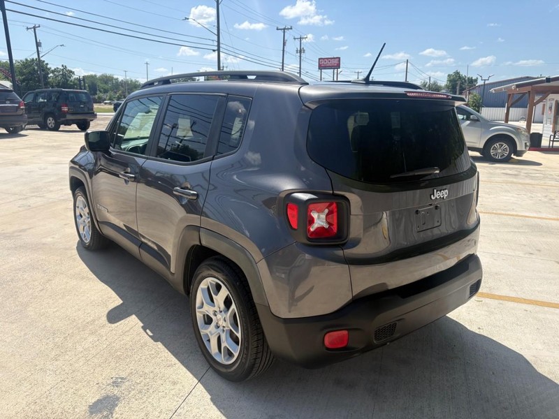 Jeep Renegade Vehicle Image 03