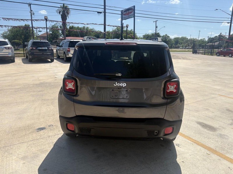 Jeep Renegade Vehicle Image 04