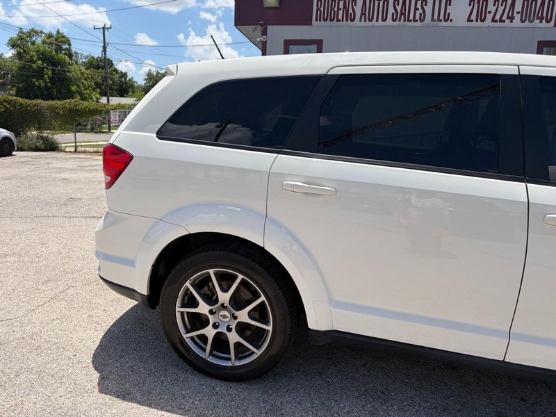 Dodge Journey Vehicle Image 03