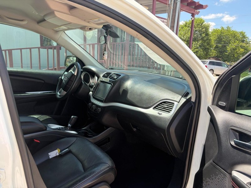Dodge Journey Vehicle Image 04