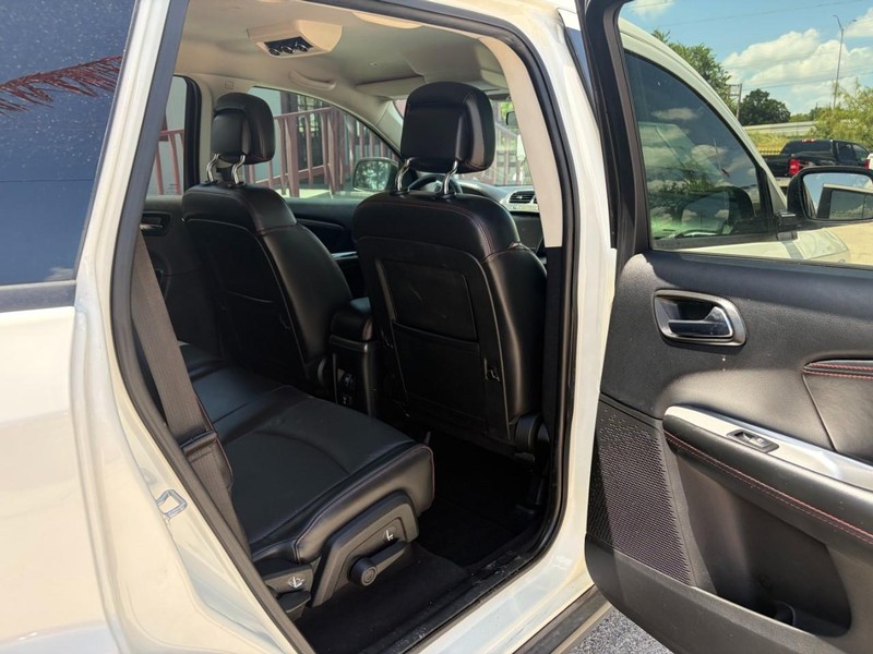 Dodge Journey Vehicle Image 05