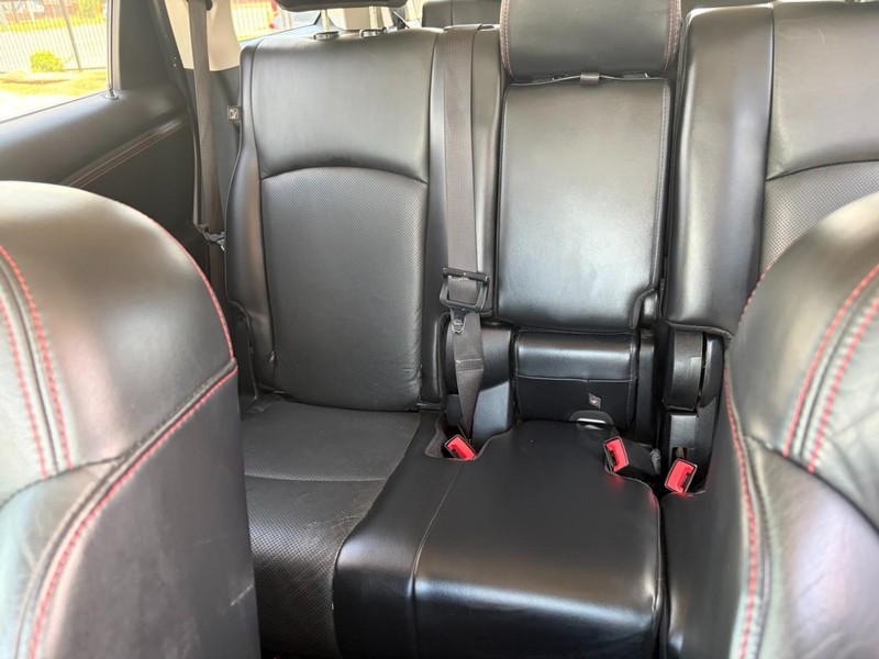 Dodge Journey Vehicle Full-screen Gallery Image 21