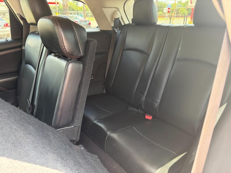 Dodge Journey Vehicle Full-screen Gallery Image 22