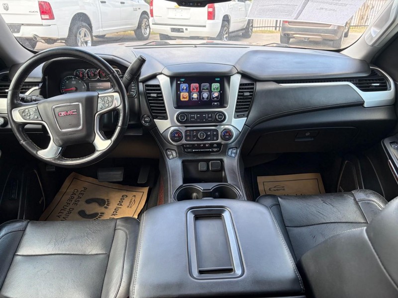 GMC Yukon XL Vehicle Image 14