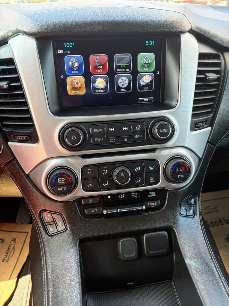 GMC Yukon XL Vehicle Image 19