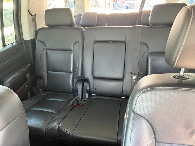 GMC Yukon XL Vehicle Image 20