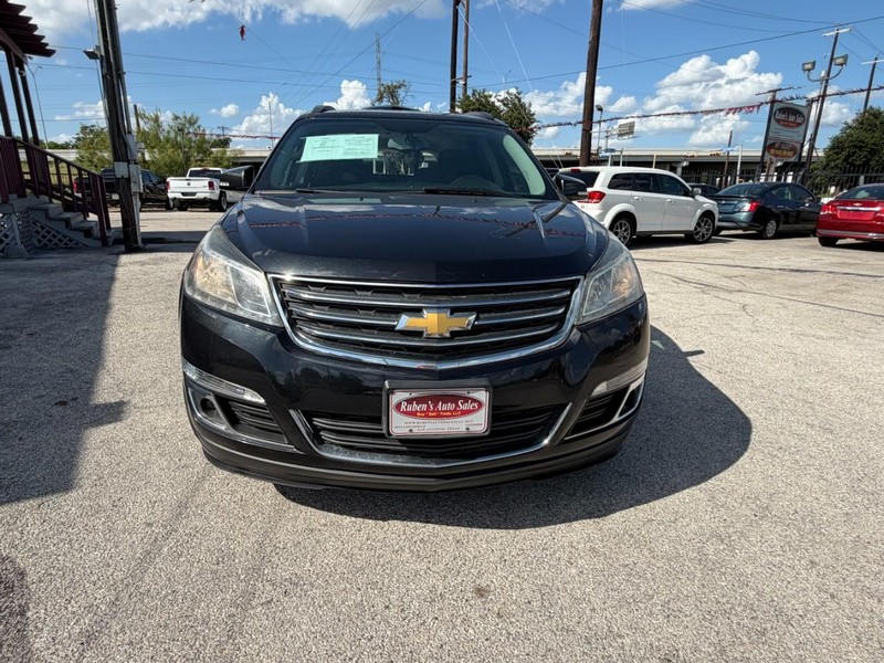 Chevrolet Traverse Vehicle Image 05