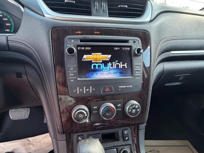 Chevrolet Traverse Vehicle Image 08