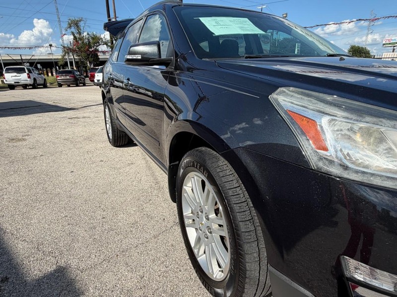 Chevrolet Traverse Vehicle Image 10