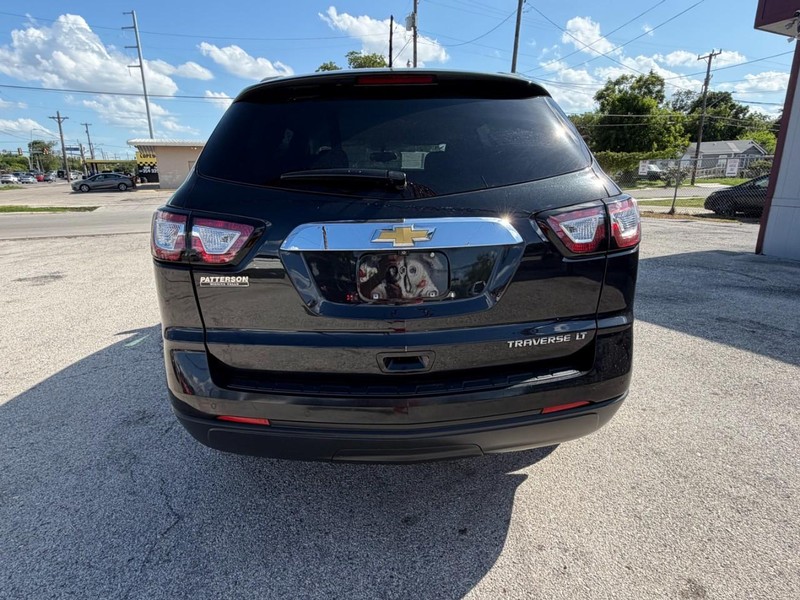 Chevrolet Traverse Vehicle Image 19
