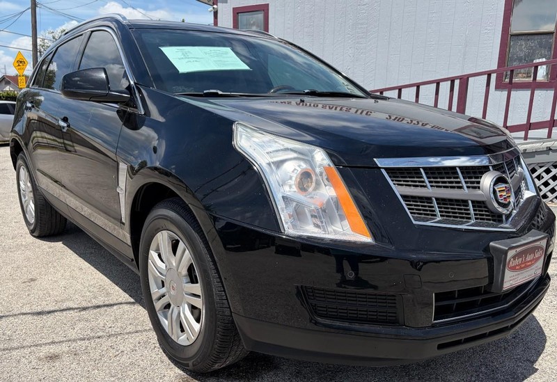 Cadillac SRX Vehicle Full-screen Gallery Image 09