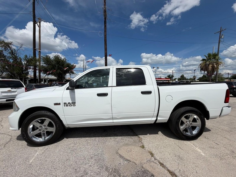 Ram 1500 Vehicle Full-screen Gallery Image 02