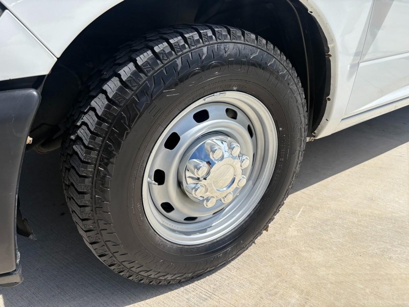 Ram 2500 Vehicle Image 09
