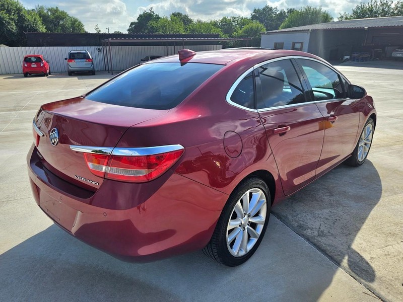 Buick Verano Vehicle Full-screen Gallery Image 05