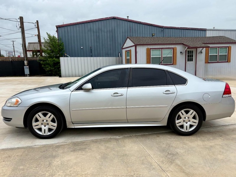 Chevrolet Impala Vehicle Image 02