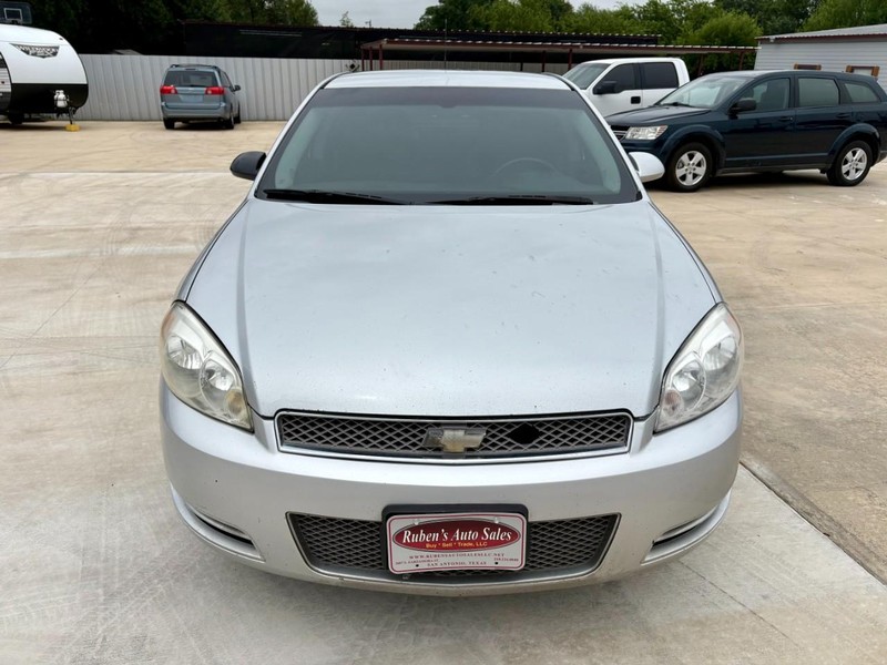 Chevrolet Impala Vehicle Image 08