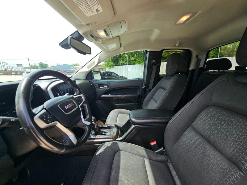 GMC Canyon Vehicle Image 10