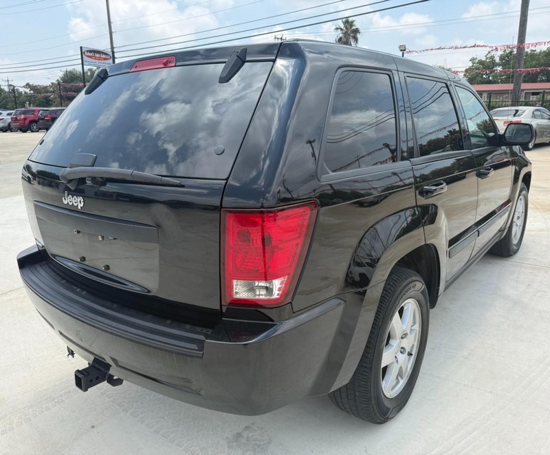 Jeep Grand Cherokee Vehicle Image 05