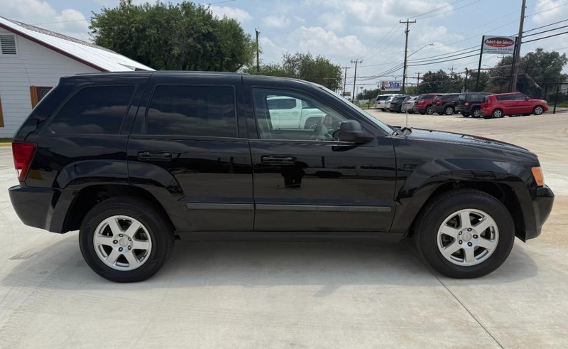 Jeep Grand Cherokee Vehicle Image 06