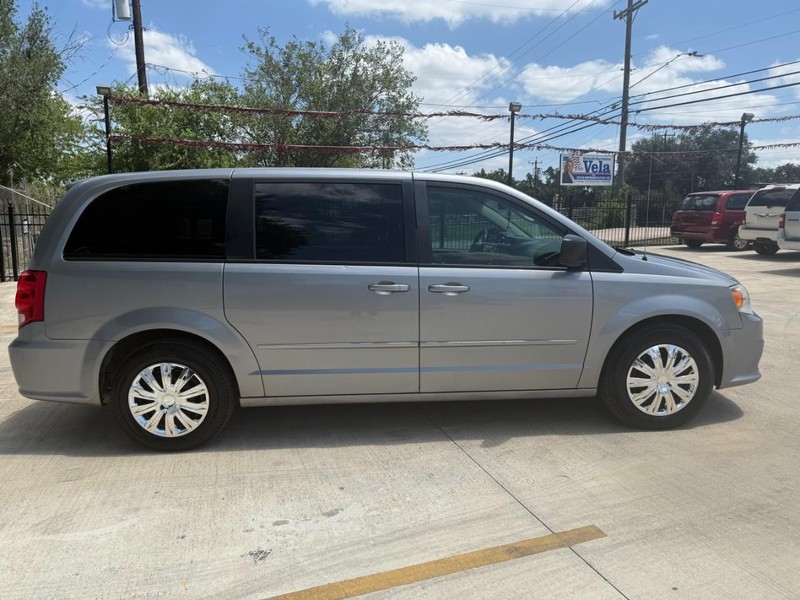 Dodge Grand Caravan Vehicle Image 06