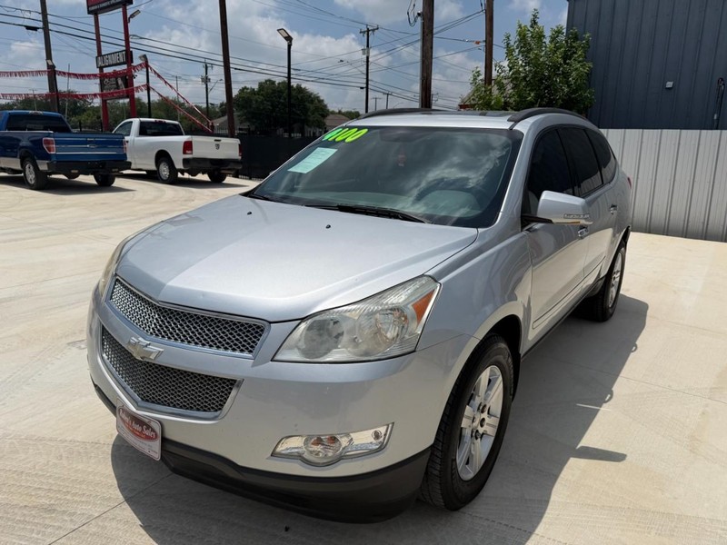 Chevrolet Traverse Vehicle Full-screen Gallery Image 01