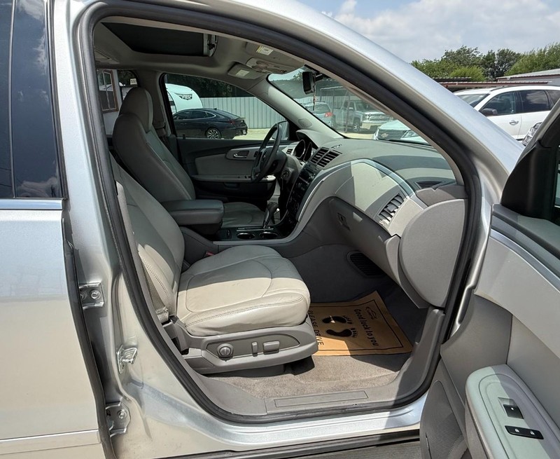 Chevrolet Traverse Vehicle Full-screen Gallery Image 14