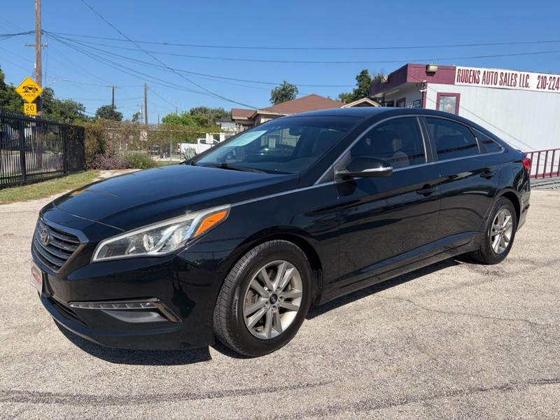 Hyundai Sonata Vehicle Full-screen Gallery Image 01