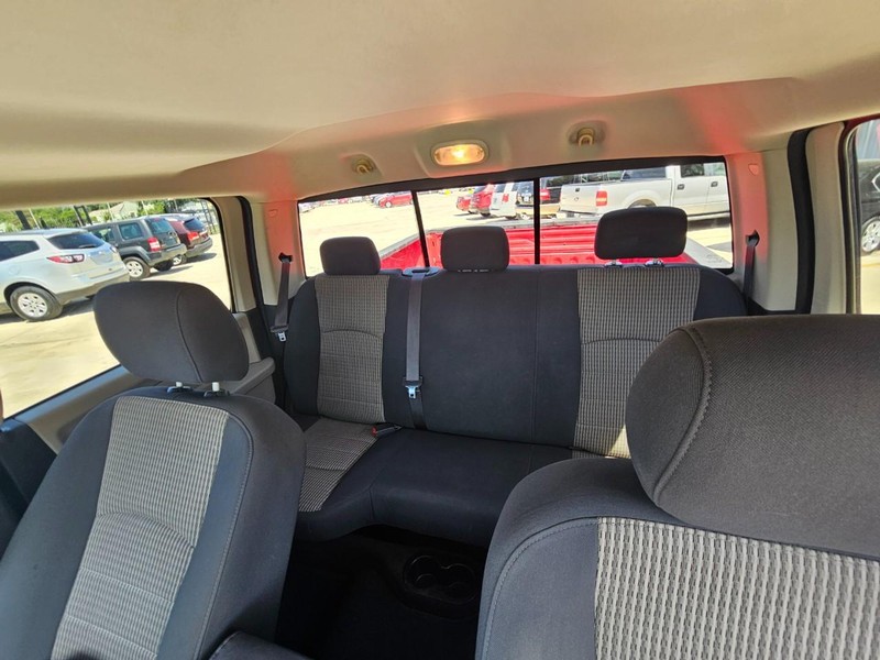 Dodge Ram 1500 Vehicle Image 13