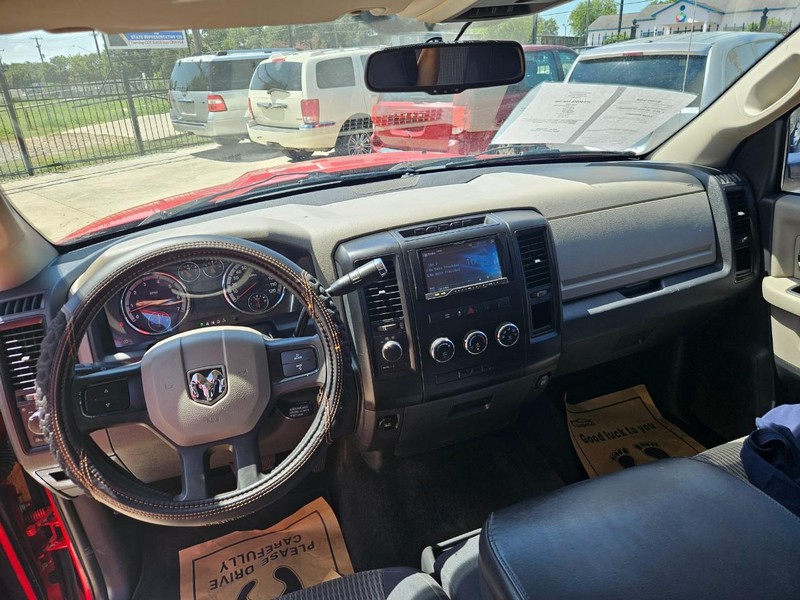Dodge Ram 1500 Vehicle Image 14